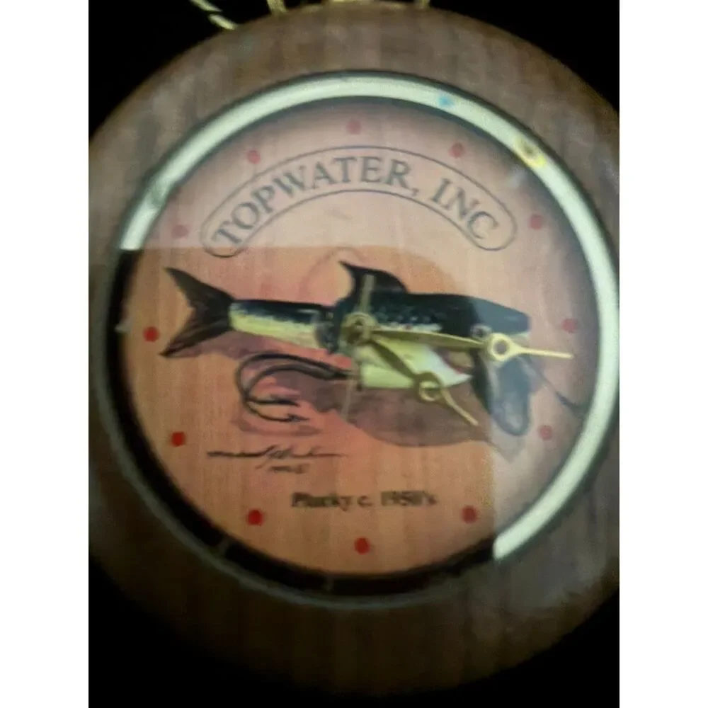 vtg. Plucky's Topwater inc. wooden pocket-watch with leather chain